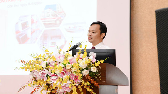 Ông Hoàng Quốc Cường - Giám đốc Sở Y tế TP Cần Thơ phát biểu khai mạc Hội thảo nâng cao năng lực phối hợp cấp cứu ngoại viện 115 cho các bệnh viện trong khu vực ĐBSCL.