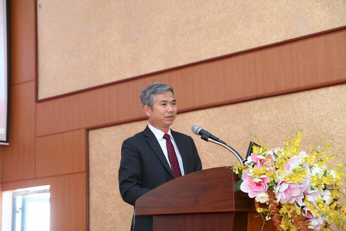 Ông Trần Chí Cường - Giám đốc Bệnh viện S.I.S Cần Thơ phát biểu tại Hội thảo nâng cao năng lực phối hợp cấp cứu ngoại viên 115 cho các bệnh viện trong khu vực ĐBSCL.