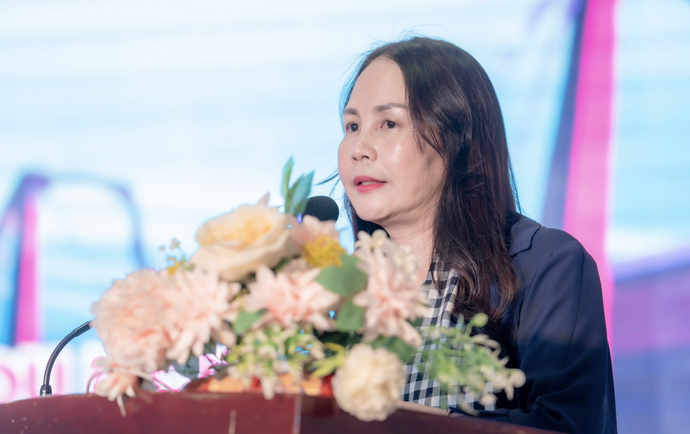 Bà Nguyễn Thị Bích Ngọc - Phó Giám đốc Sở VHTTDL tỉnh Lâm Đồng phát biểu tại hội nghị.