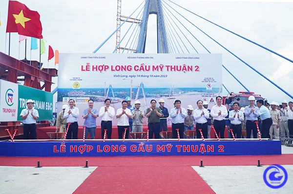 Cầu Mỹ Thuận 2 vừa được hợp long và sẽ hoàn thành vào cuối năm 2023.