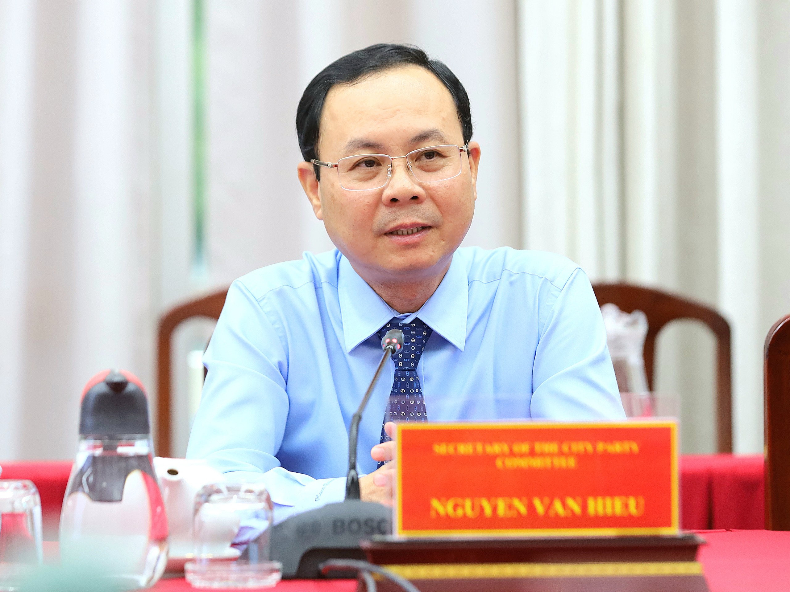 Ông Nguyễn Văn Hiếu - Ủy viên dự khuyết BCH Trung ương Đảng, Bí thư Thành ủy Cần Thơ phát biểu tại buổi làm việc.