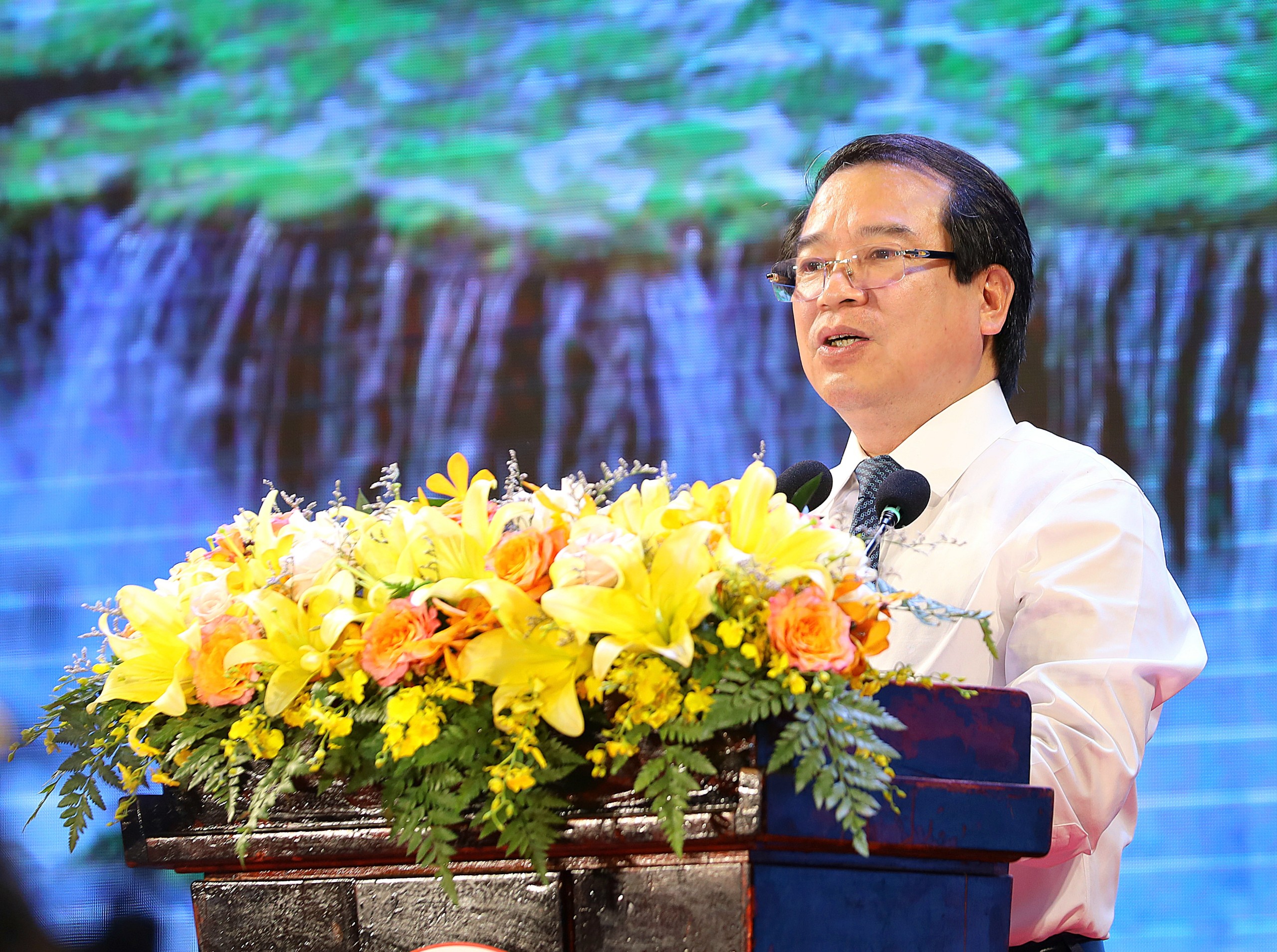 Ông Hà Văn Siêu – Phó Cục trưởng Cục Du lịch quốc gia Việt Nam phát biểu chỉ đạo tại lễ khai mạc.