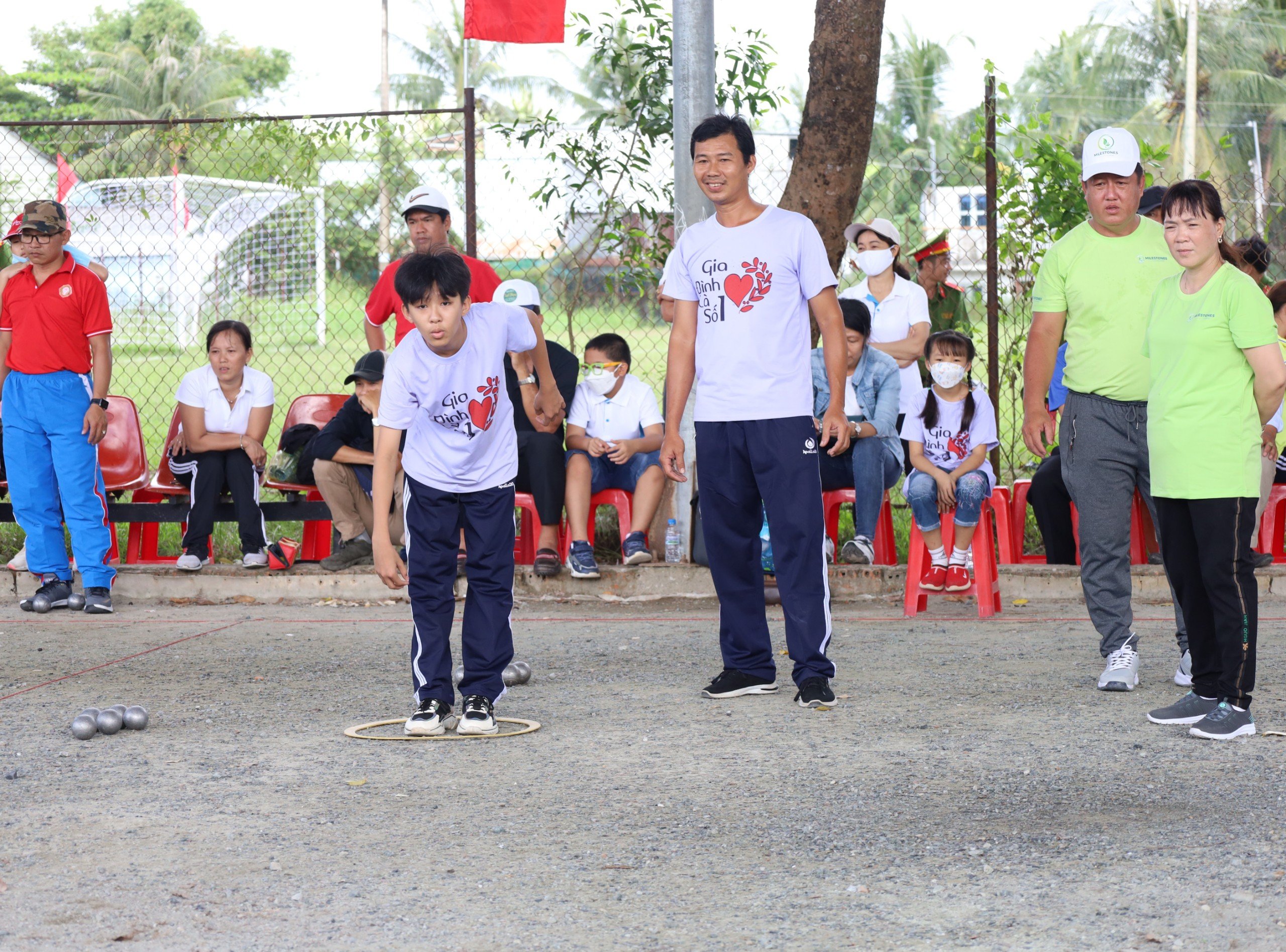 Ngày hội đồng thời cũng là nơi các gia đình văn hóa tiêu biểu gặp gỡ, giao lưu, cùng chia sẻ kinh nghiệm xây dựng gia đình văn hóa trong thời kỳ công nghiệp hóa - hiện đại hóa và hội nhập quốc tế.