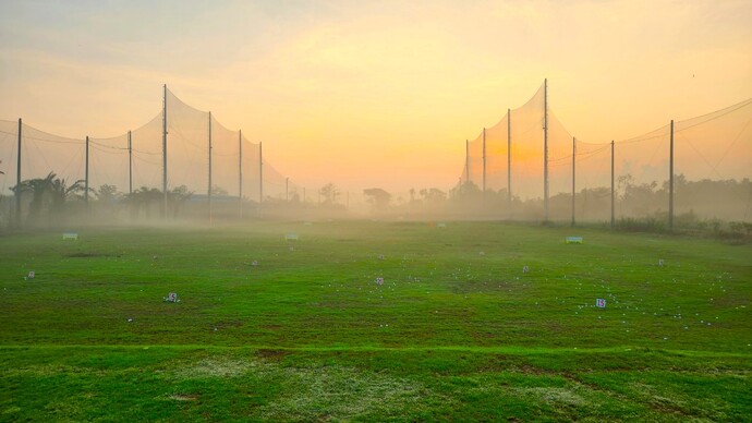 Quang cảnh sân Mekong Golf Club Cần Thơ vào thu. Đây là một trong những sân tập Gofl lớn nhất Cần Thơ tọa lạc tại QL61C, xã Nhơn Nghĩa, huyện Phong Điền.