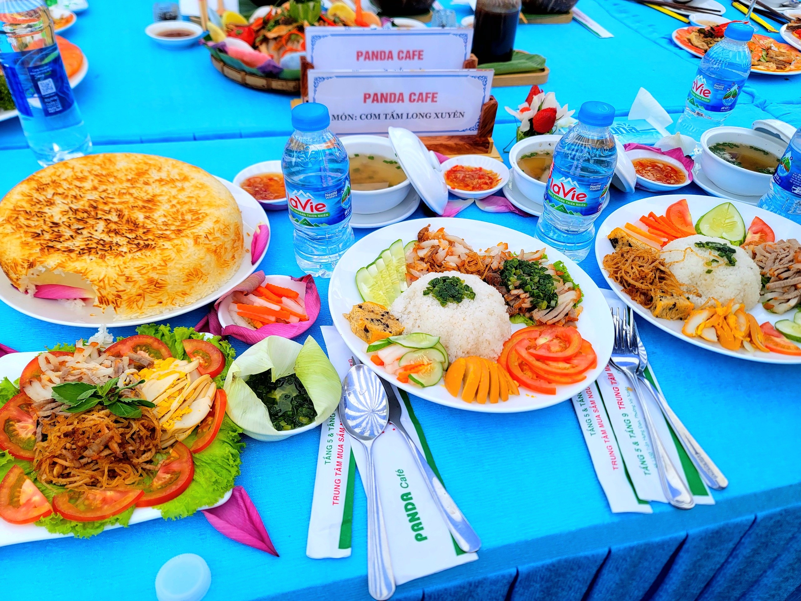 Cơm tấm Long Xuyên - món ăn được công nhận Kỷ lục Châu Á năm 2023.