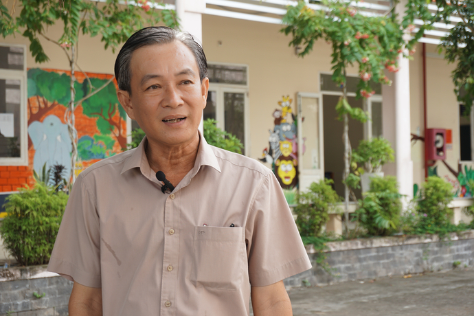 Thầy Nguyễn Văn Điệp - Phó Hiệu Trưởng, gần 15 năm công tác tại Trường dạy trẻ khuyết tật TP. Cần Thơ