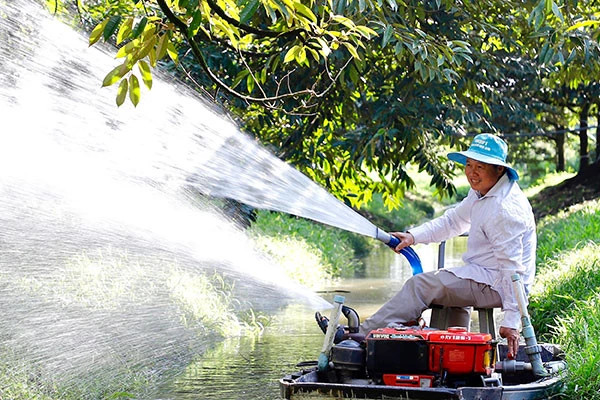 Ông Huỳnh Thanh Lâm (hàng đầu, người thứ 3 bên trái qua) vinh dự được gặp gỡ Chủ tịch nước.