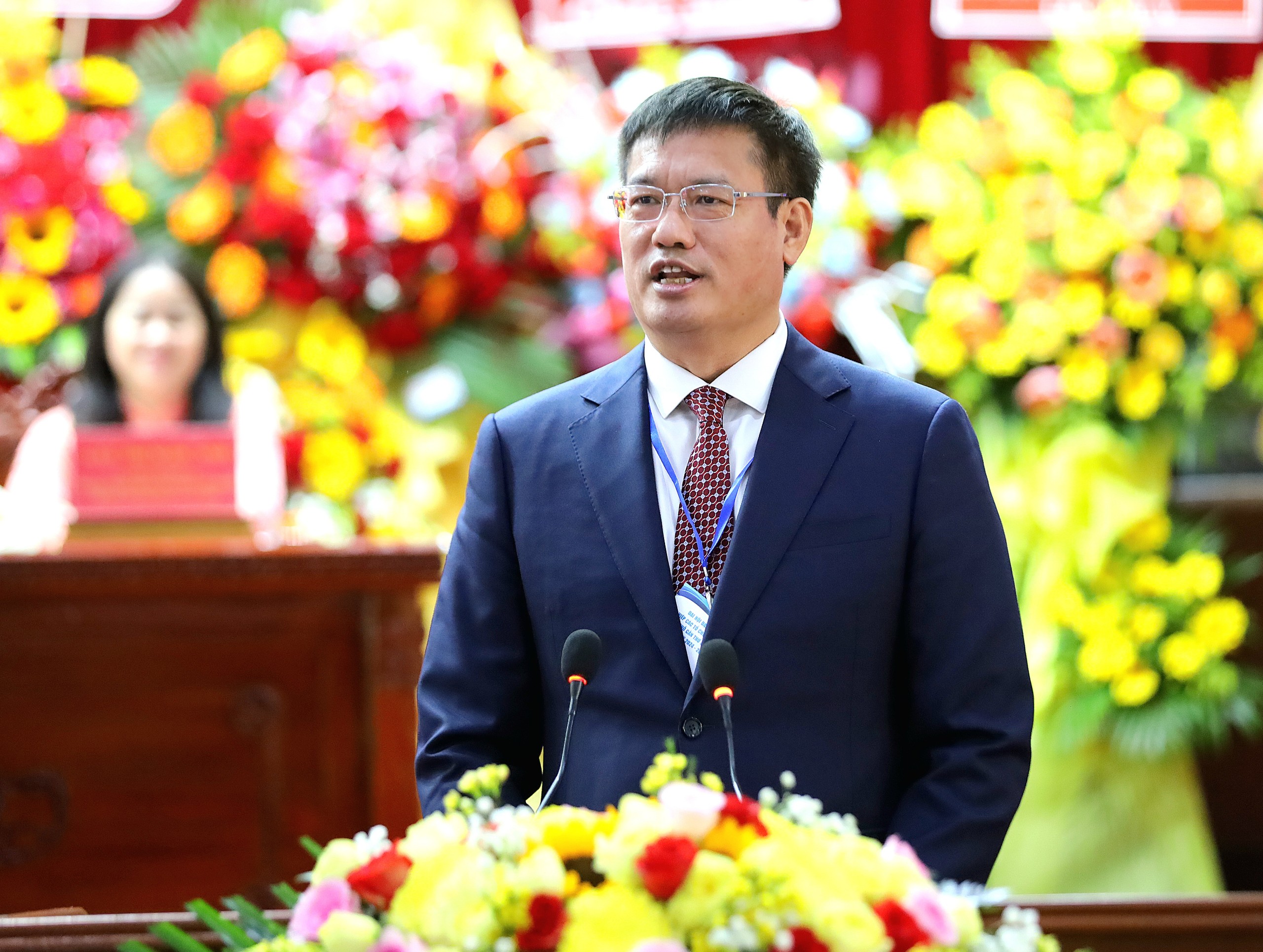 Ông Ngụy Hoa Tường - Tổng Lãnh sự Cộng hòa Nhân dân Trung Hoa phát biểu tại đại hội.