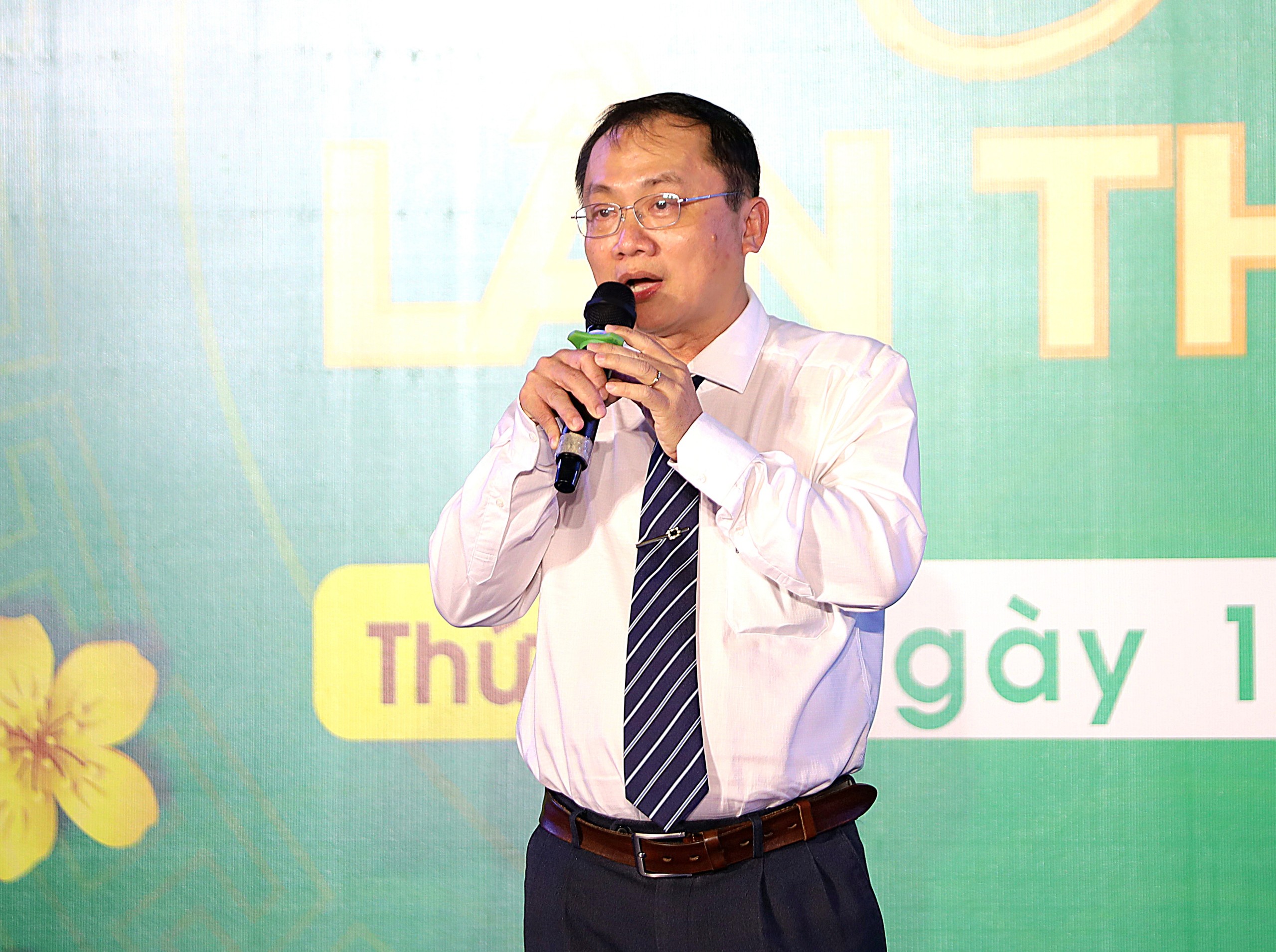 BS.CKII. Nguyễn Minh Nghiêm – Phó Giám đốc Bệnh viện Đa khoa trung ương Cần Thơ phát biểu khai mạc chương trình.