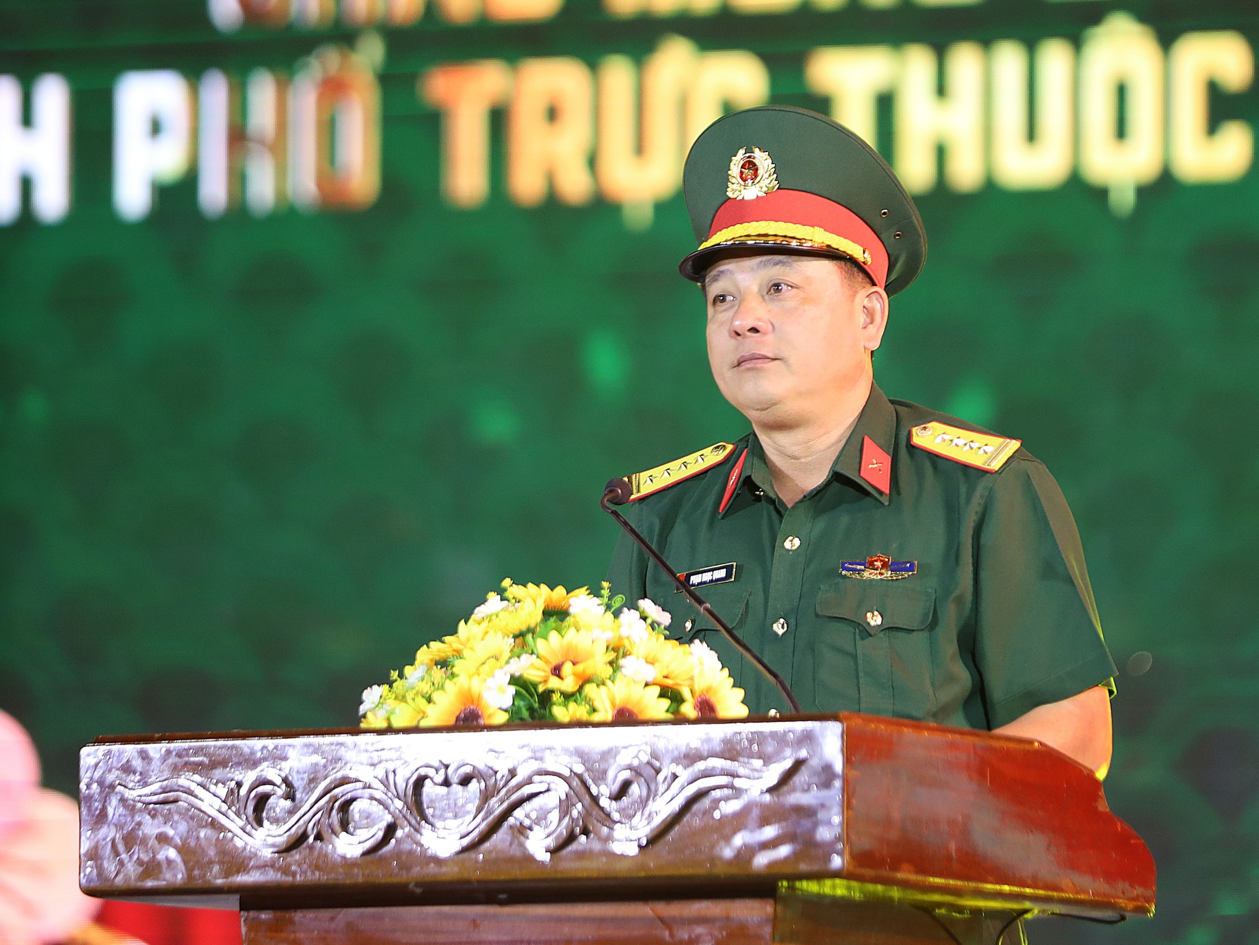 Đại tá Phạm Ngọc Quang - Chính ủy Bộ Chỉ huy quân sự TP. Cần Thơ phát biểu khai mạc tại chương trình.