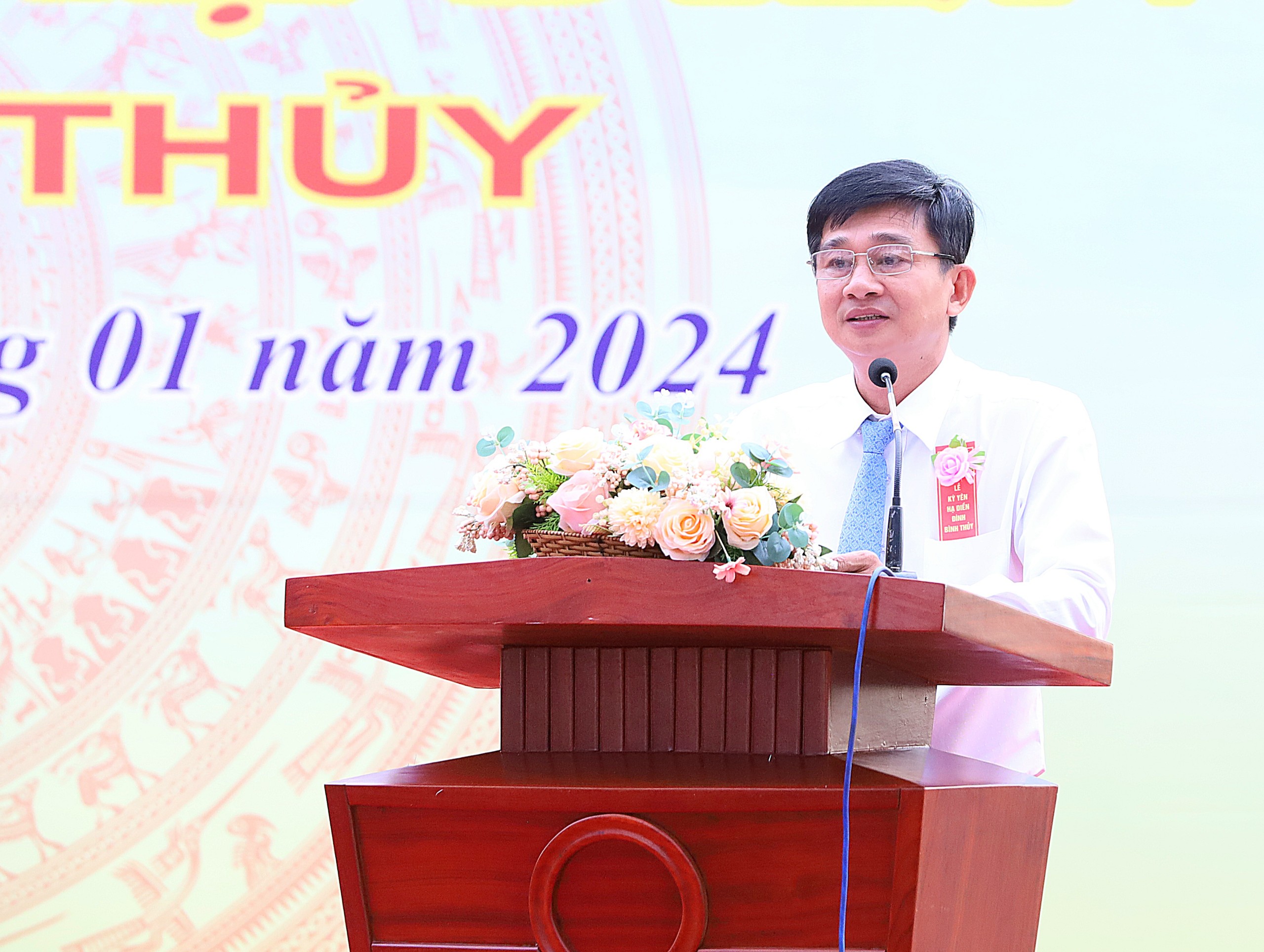 Ông Lê Phước Lợi - Phó Chủ tịch UBND quận Bình Thủy phát biểu khai mạc tại buổi lễ.
