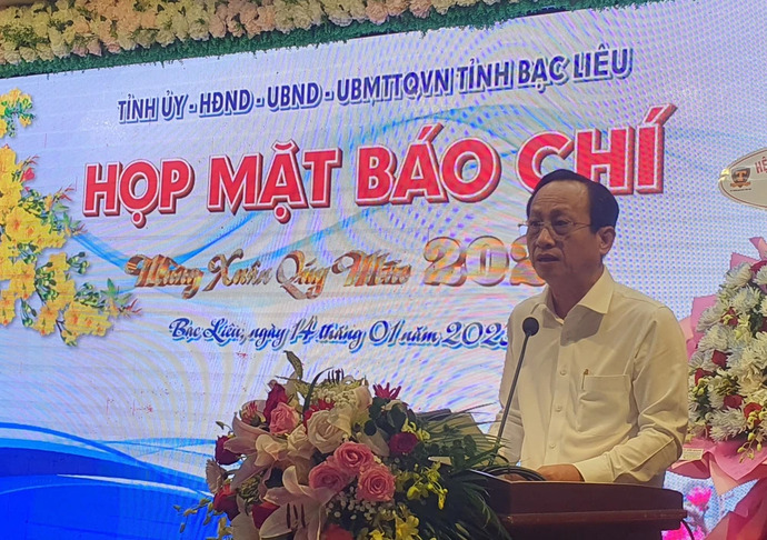 Chủ tịch UBND tỉnh Bạc Liêu Phạm Văn Thiều phát biểu đánh giá tại buổi họp mặt báo chí mừng xuân Giáp Thìn 2024.