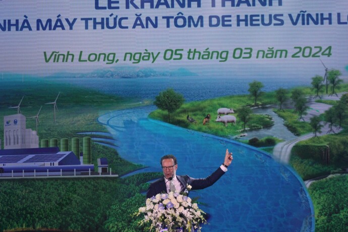 Ông Daniel Stork - Tổng Lãnh sự Vương quốc Hà Lan tại TP.HCM chia sẻ tại buổi Lễ.