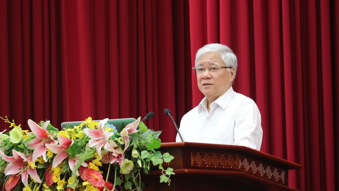 Ông Đỗ Văn Chiến - Chủ tịch Uỷ ban Trung ương Mặt trận Tổ quốc Việt Nam triển khai các nội dung quan trọng trong Cuốn sách của Tổng bí thư Nguyễn Phú Trọng.