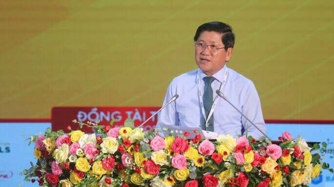 Ông Lê Văn Sử - Phó chủ tịch UBND tỉnh Cà Mau phát biểu tại buổi lễ khai mạc Hội chợ Triển lãm Quốc tế công nghệ ngành tôm Việt Nam lần thứ 5 năm 2024.