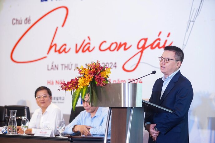 Ông Lê Quốc Minh chia sẻ tại buổi lễ phát động cuộc thi 'Cha và con gái' lần thứ 2 năm 2024.