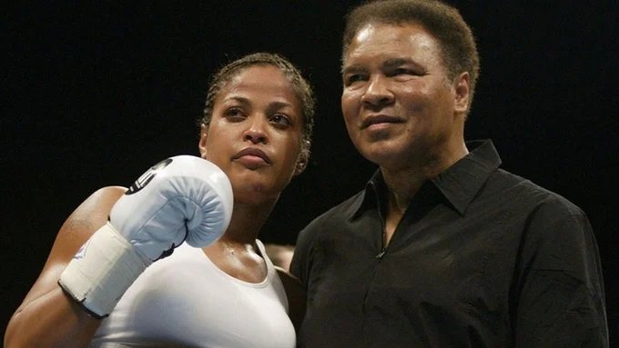 Muhammad Ali và con gái đều là những võ sĩ quyền anh nổi tiếng.