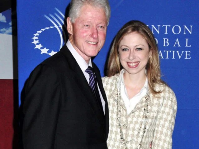 Cựu Tổng thống Bill Clinton và con gái Chelsea.