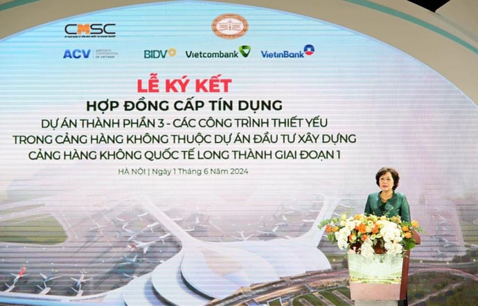 Bà Nguyễn Thị Hồng - Thống đốc NHNN Việt Nam phát biểu tại Lễ ký kết.