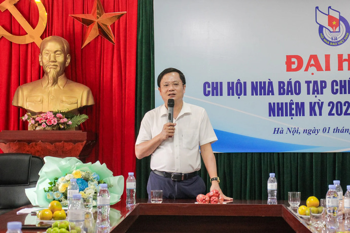 Nhà báo Hồ Minh Chiến - Tân Thư ký Chi hội Nhà báo Tạp chí Gia đình Việt Nam phát biểu