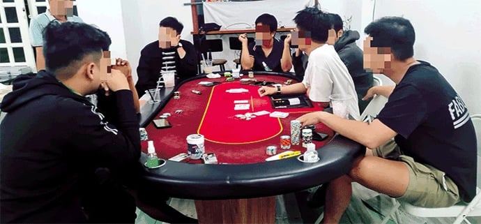 Công an TP Cần Thơ triệt phá điểm chơi bài Poker tại quận Ninh Kiều. Ảnh: Công an TP Cần Thơ