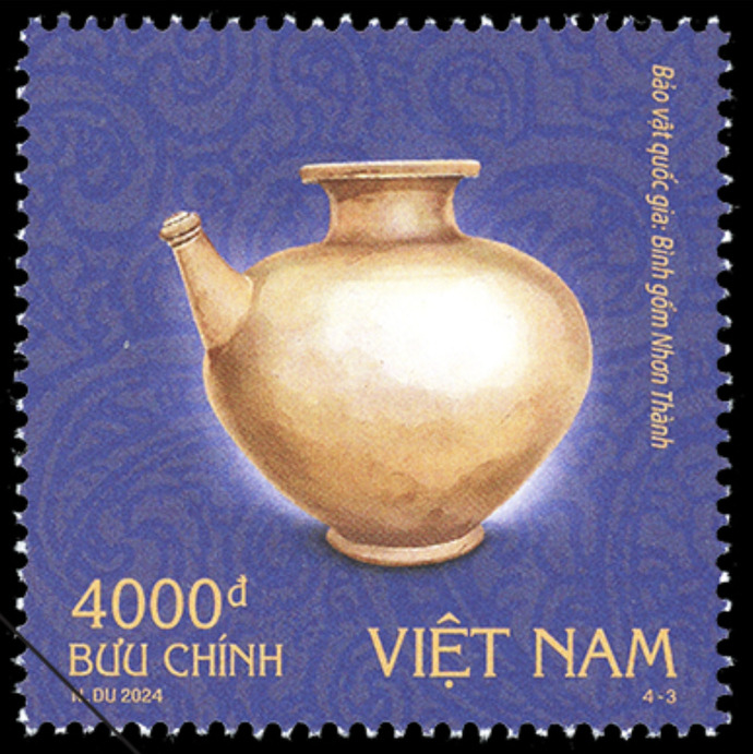 Mẫu 4-3: Bình gốm Nhơn Thành.