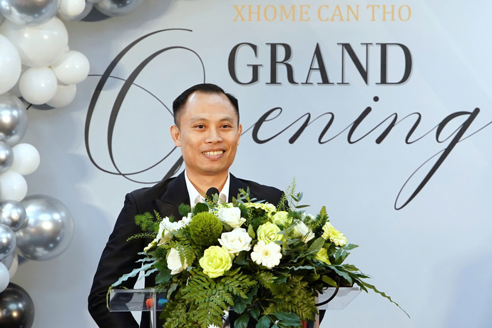 Ông Phí Quang Thuỵ - Giám đốc XHOME Cần Thơ phát biểu khai trương XHOME Cần Thơ.