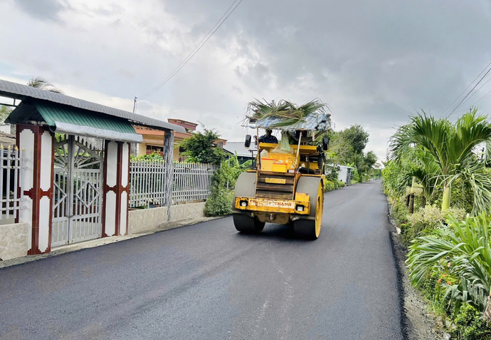 Hạ tầng giao thông trên địa bàn huyện Thới Bình được duy tu, sửa chữa để phục vụ sự kiện tập kết ra Bắc. (Ảnh CTV)