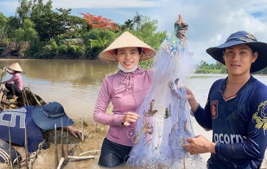 Bắt cá bống sao. (Ảnh minh họa. Nguồn: Internet)