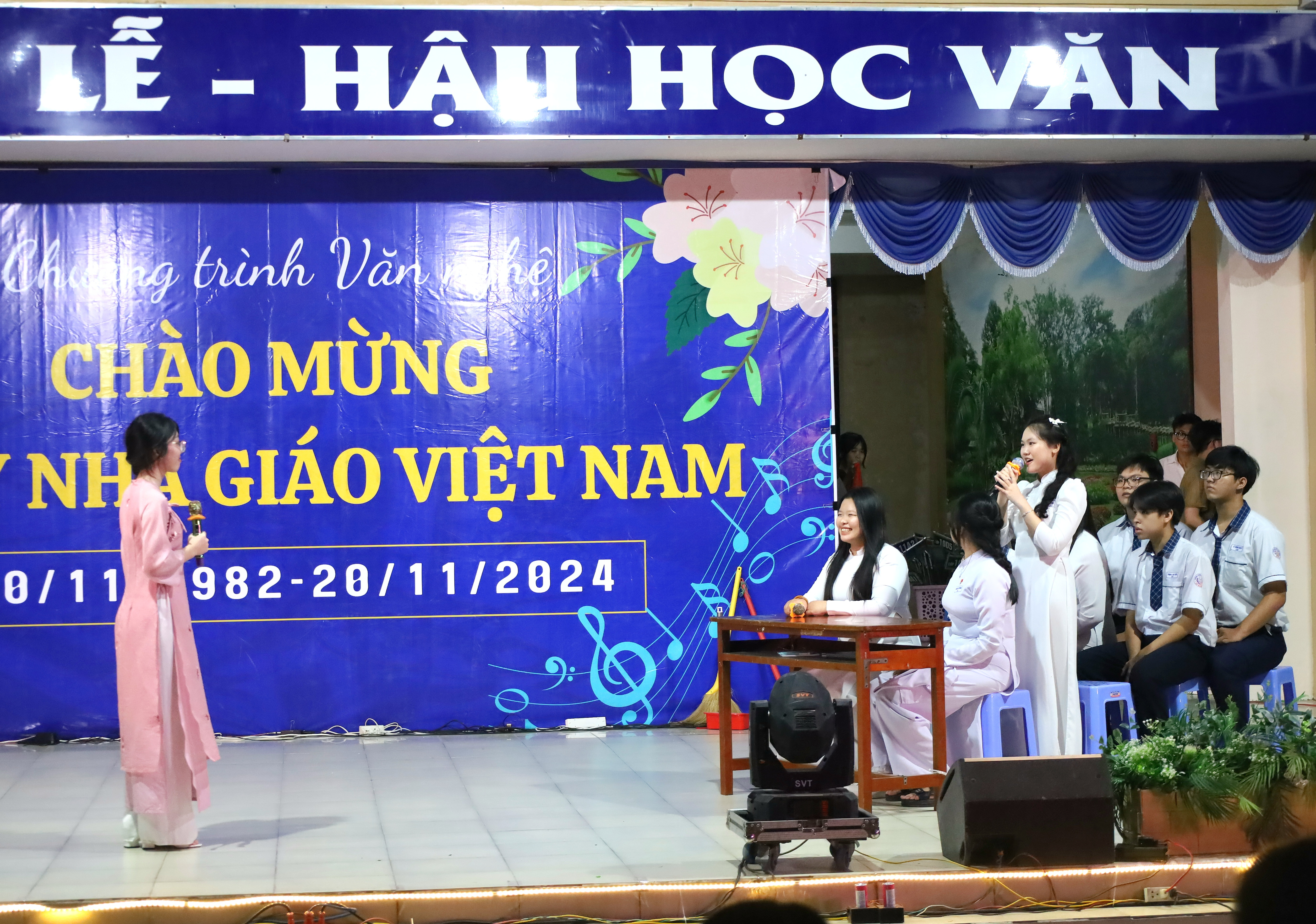 Hội thi thể hiện tinh thần truyền thống tôn sư trọng đạo, thể hiện tấm lòng biết ơn thầy cô của các em học sinh.