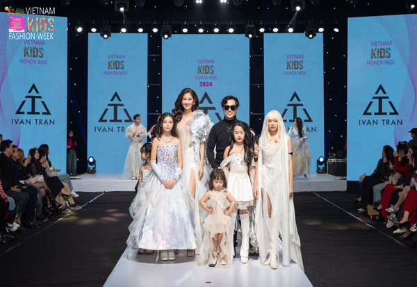 Nhà thiết kế Ivan Trần cùng bộ sưu tập 'Fairy Tale' tại Tuần lễ thời trang trẻ em Việt Nam – Vietnam Kids Fashion Week 2024.