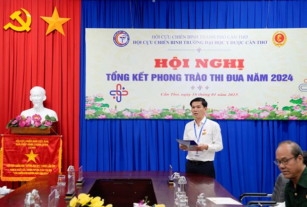 PGS.TS. Trần Viết An - Ủy viên Ban Chấp hành Đảng bộ, Phó Hiệu trưởng phát biểu chỉ đạo tại Hội nghị