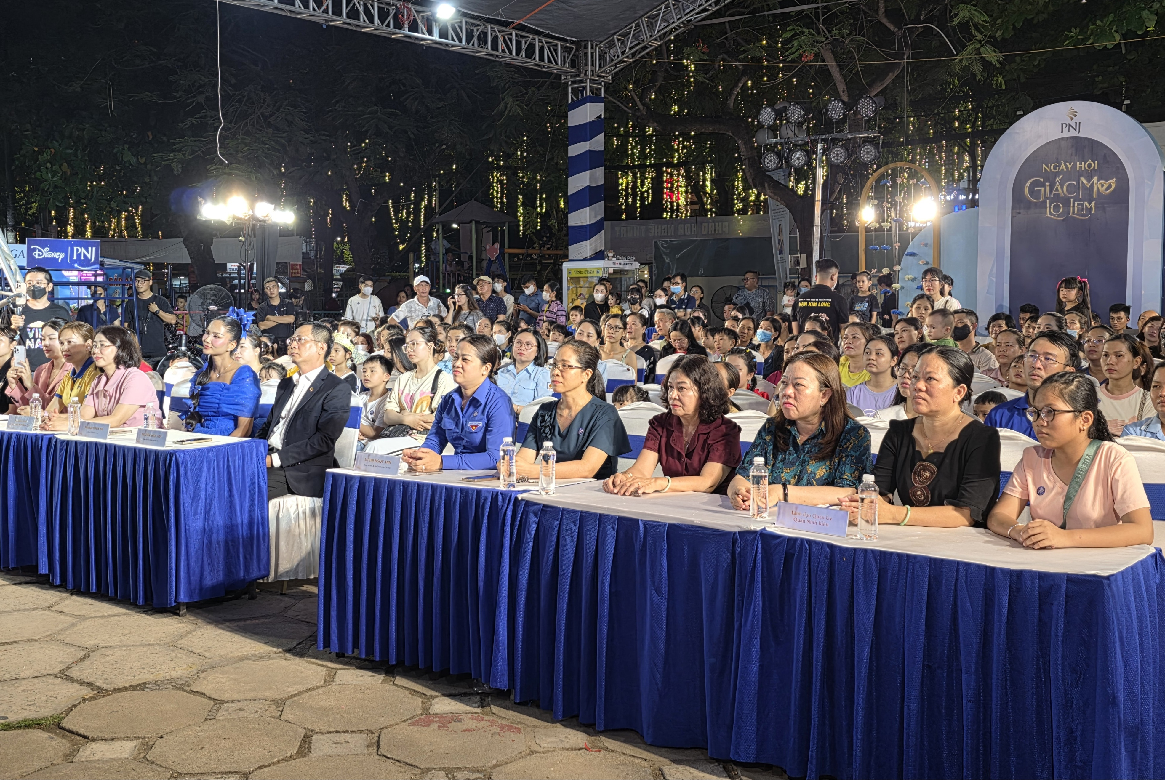 Quang cảnh Ngày hội Giấc Mơ Lọ Lem tại TP. Cần Thơ.