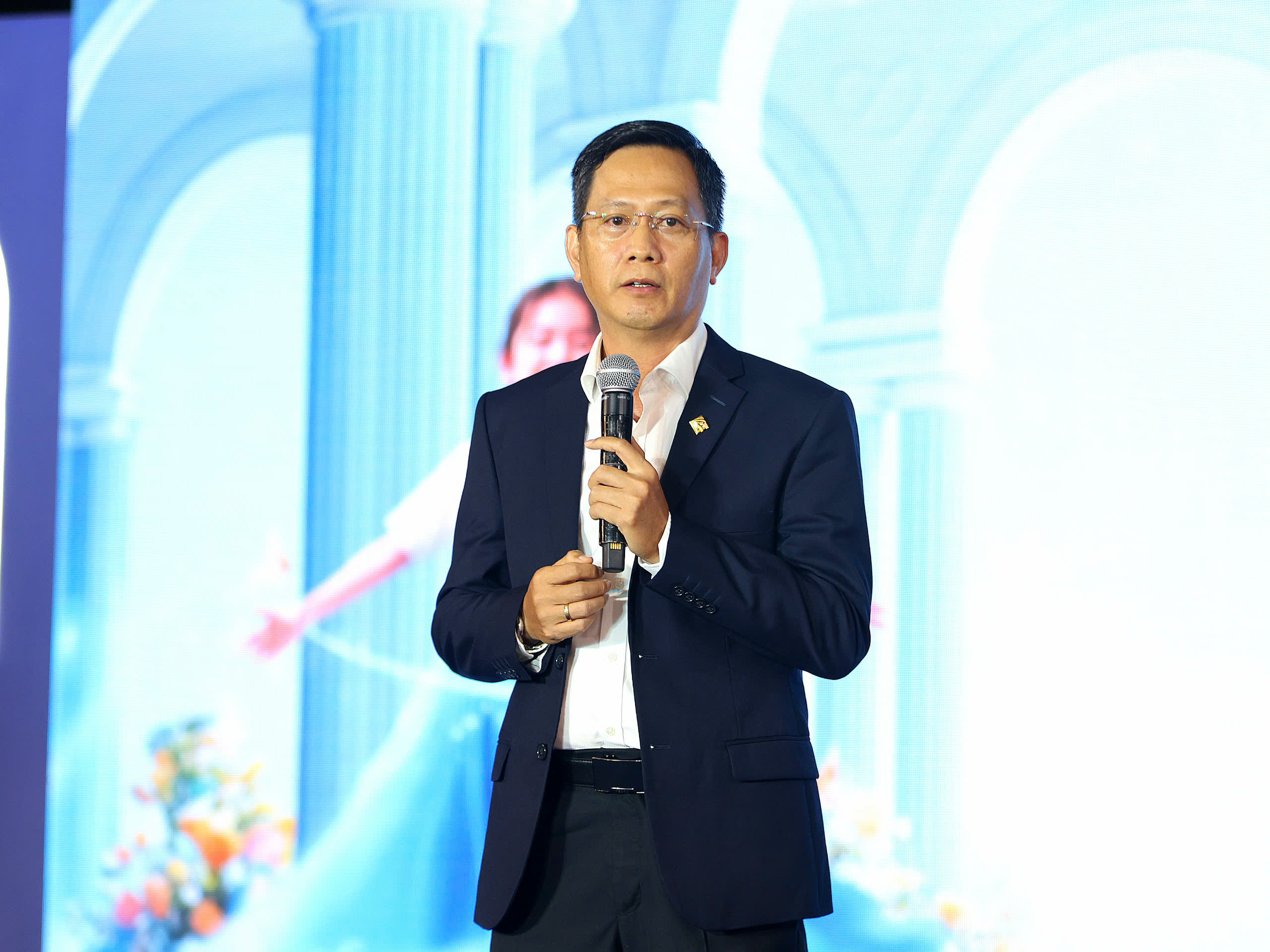 Ông Nguyễn Ngọc Huy - Giám đốc chi nhánh PNJ Miền Tây phát biểu tại chương trình.