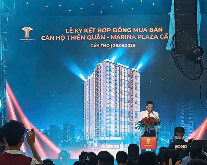 Ông Nguyễn Hiếu Học – Tổng giám đốc Công ty cổ phần Đầu tư & Phát triển Thiên Quân – Marina Plaza Cần Thơ phát biểu