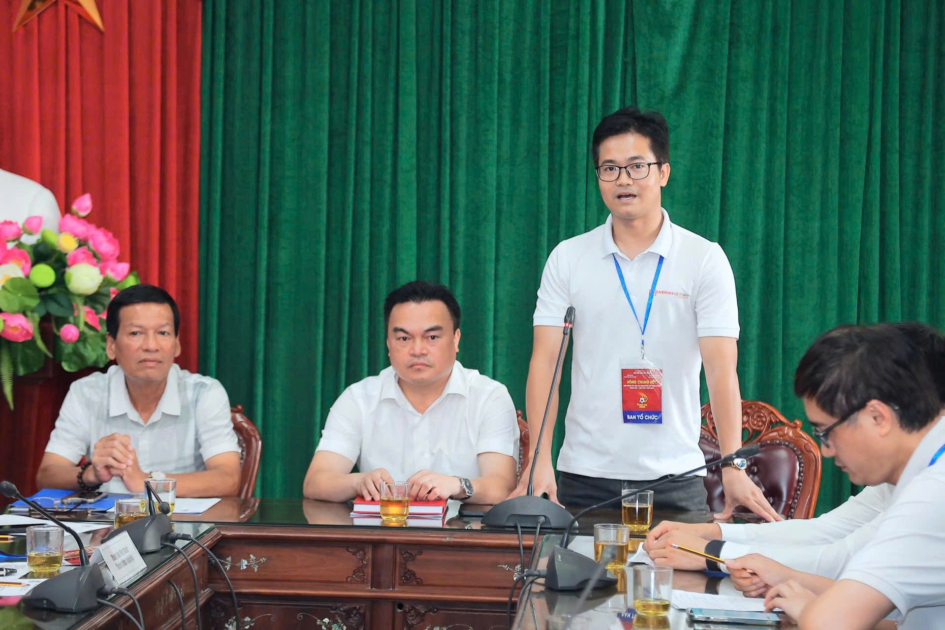 Nhà báo Phan Khánh An – Ủy viên Ban Biên tập, Tổng Thư ký Tòa soạn Tạp chí Gia đình Việt Nam, Phó Trưởng Ban Tổ chức Press Cup 2025 chia sẻ tại buổi lễ.