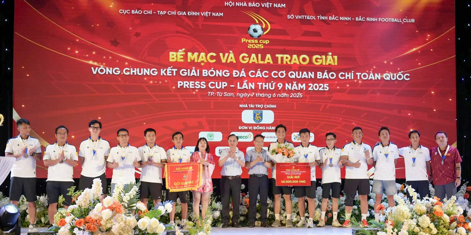 FC Đài Truyền hình TP. HCM (HTV) khép lại hành trình đầy cảm xúc tại Press Cup 2025 với giải nhì chung cuộc