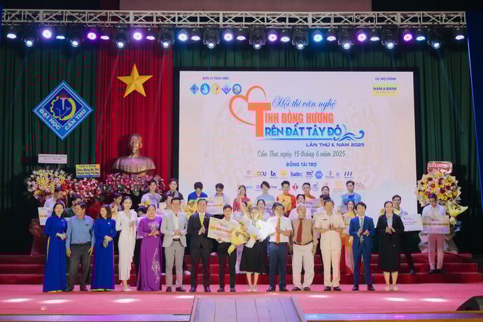Kết quả, Liên chi hội sinh viên Bạc Liêu - trường Đại học Tây Đô đạt giải nhất chung cuộc.