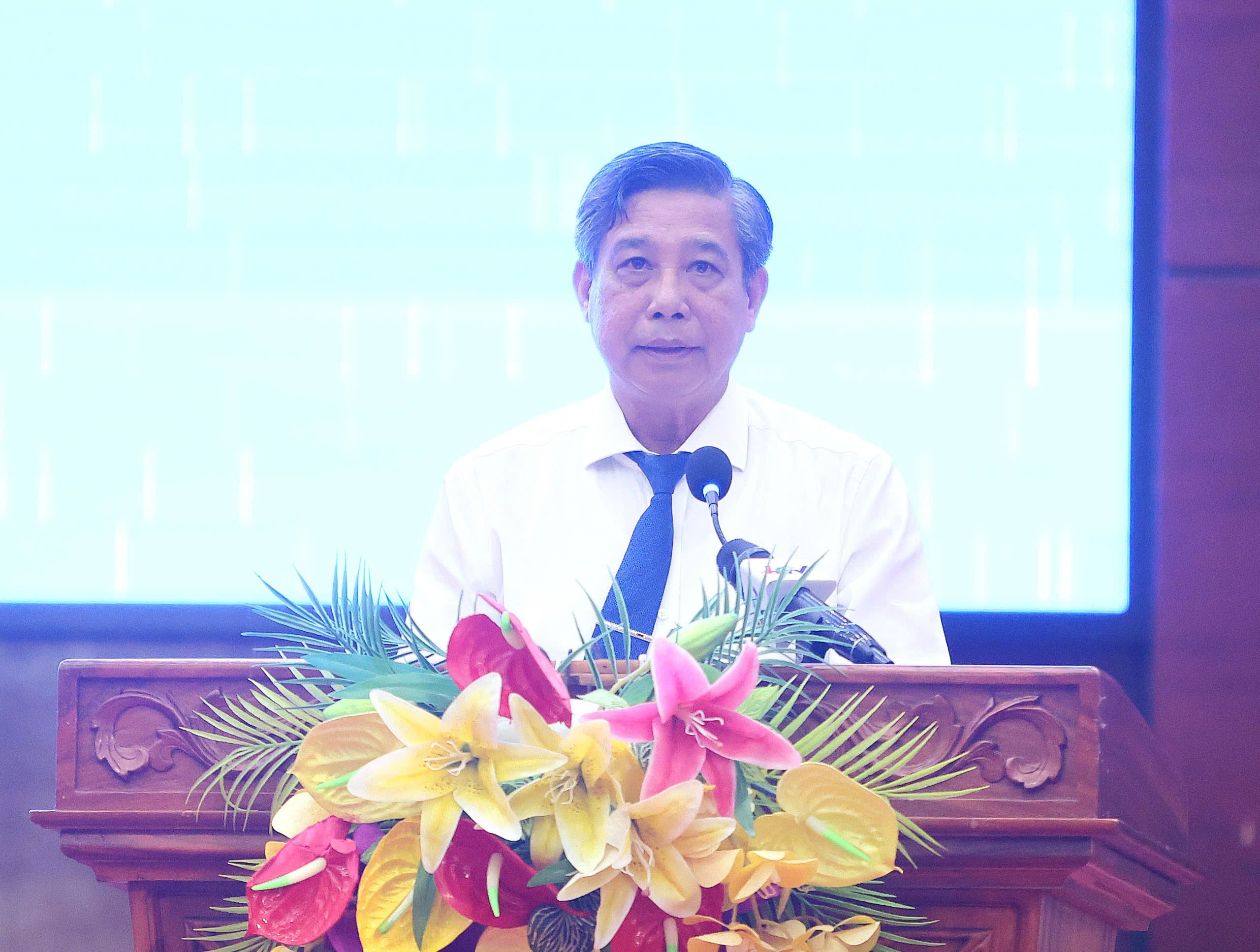 Ông Đồng Văn Thanh - Bí thư Tỉnh ủy, Chủ tịch HĐND tỉnh Hậu Giang phát biểu tại buổi họp mặt.