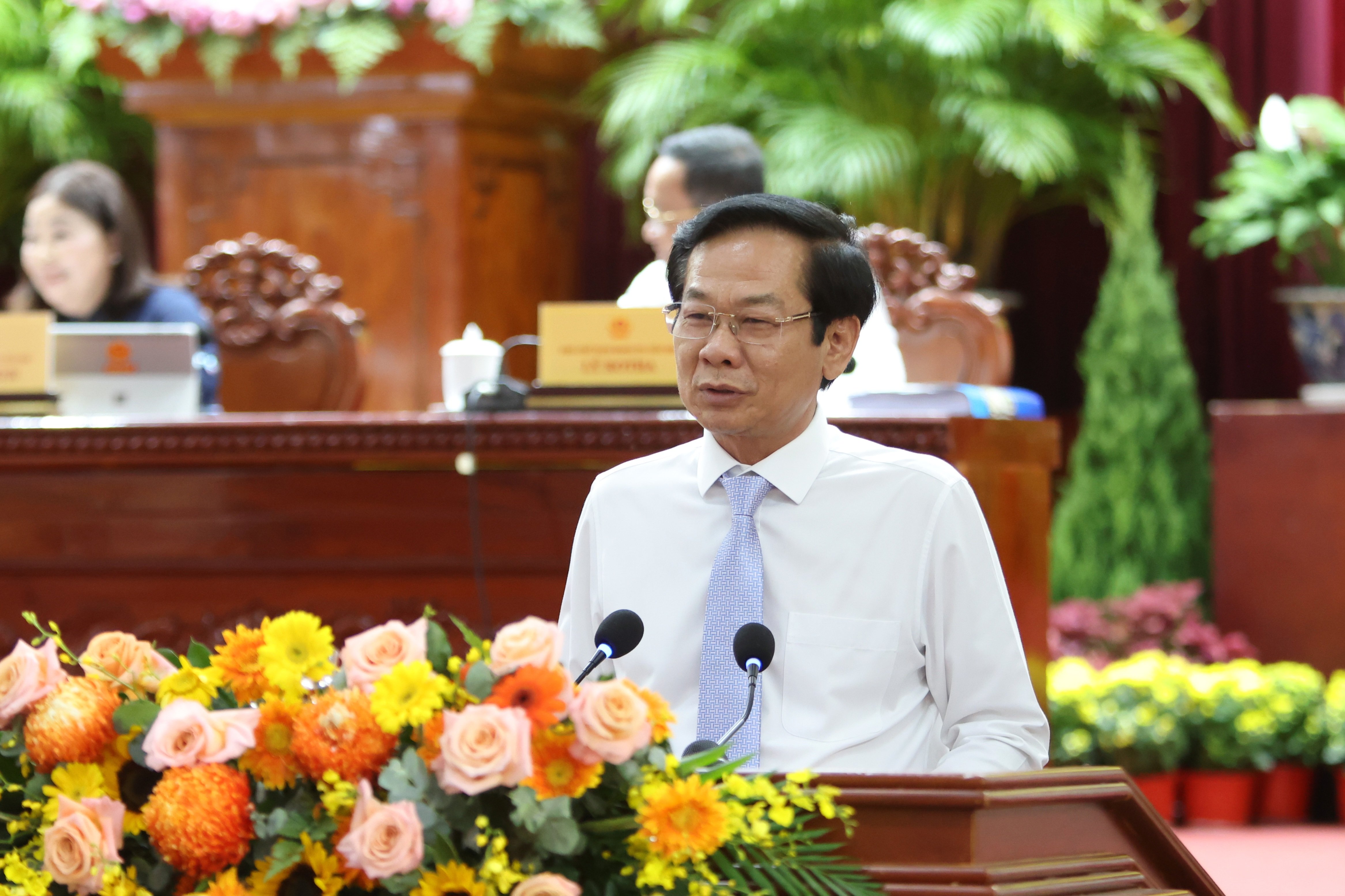 Ông Đỗ Thanh Bình - Ủy viên BCH Trung ương Đảng, Bí thư Thành ủy Cần Thơ phát biểu chỉ đạo tại kỳ họp.