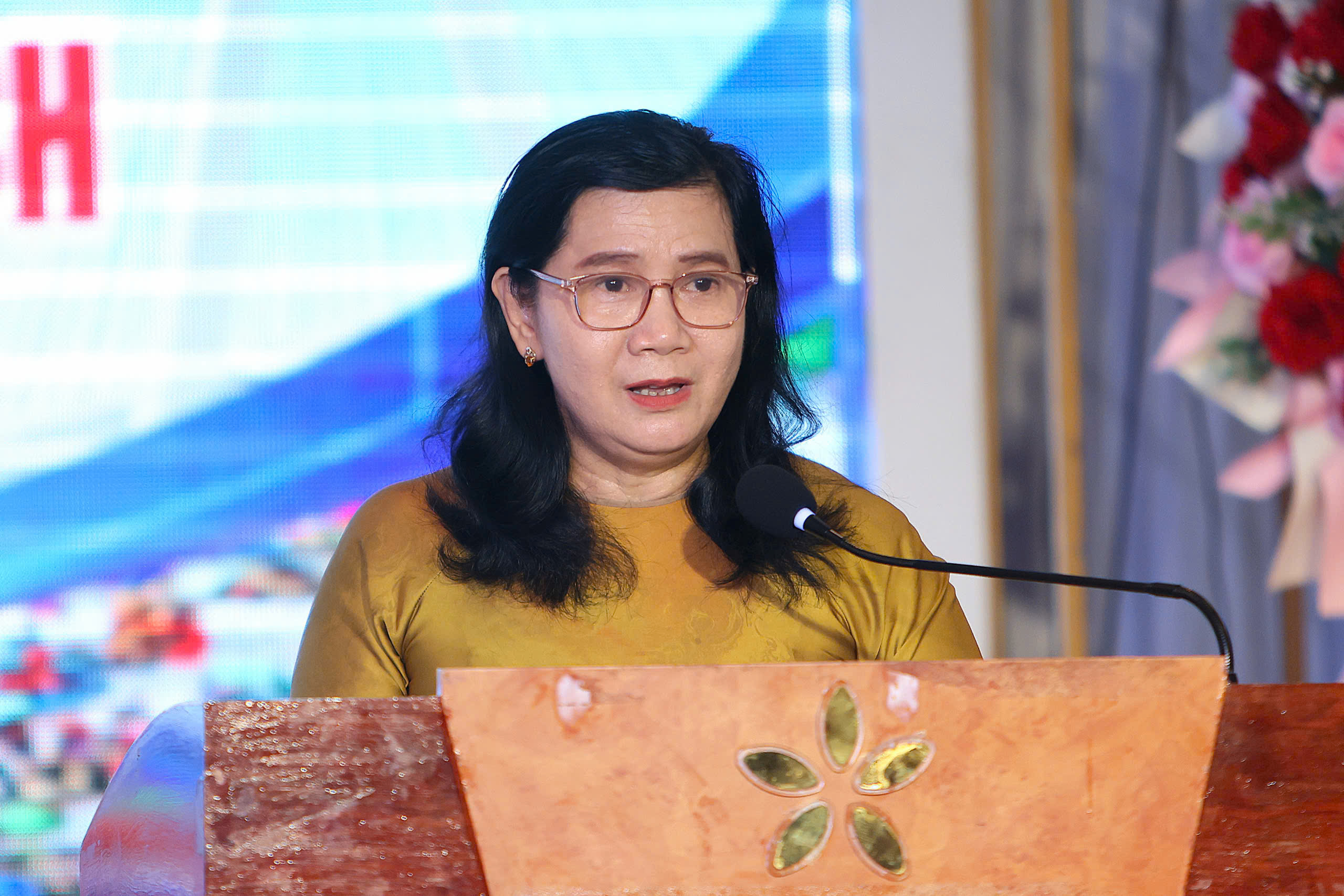 Bà Đào Thị Thanh Thúy - Phó Giám đốc Sở VHTT&DL TP. Cần Thơ phát biểu tại hội nghị.