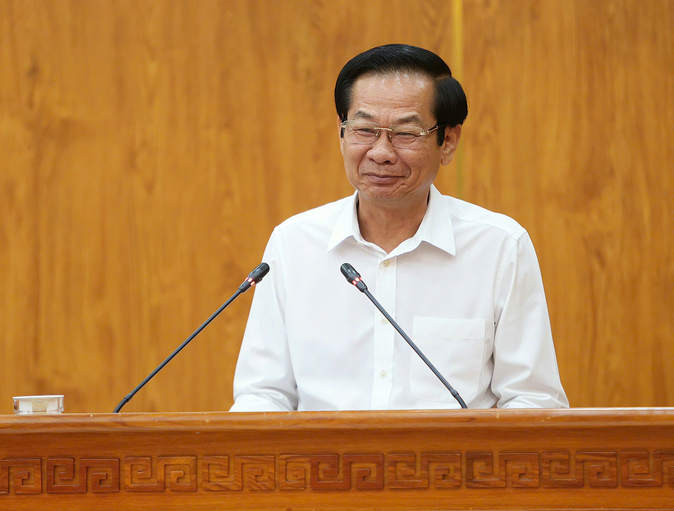 Ông Đỗ Thanh Bình - Ủy viên BCH Trung ương Đảng, Bí thư Thành ủy Cần Thơ phát biểu chỉ đạo tại hội nghị.