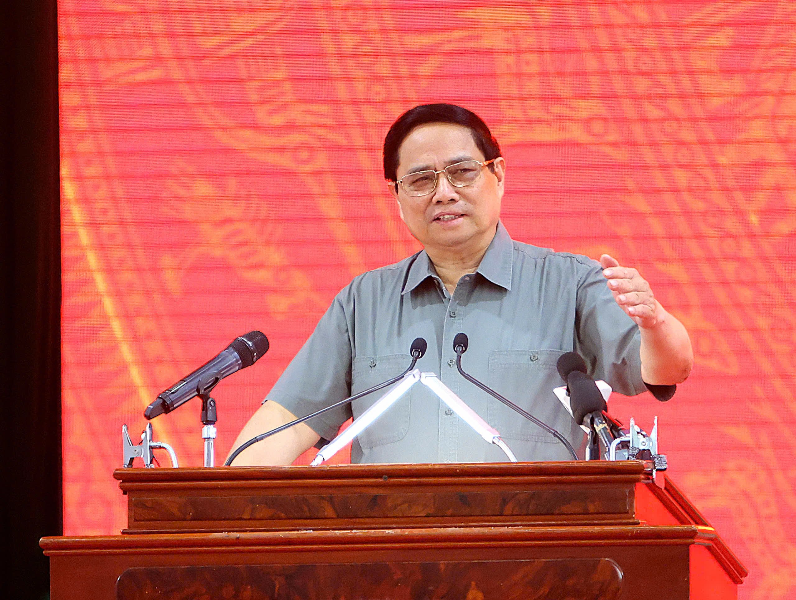 Ủy viên Bộ Chính trị, Thủ tướng Chính phủ Phạm Minh Chính phát biểu chỉ đạo tại Hội nghị.