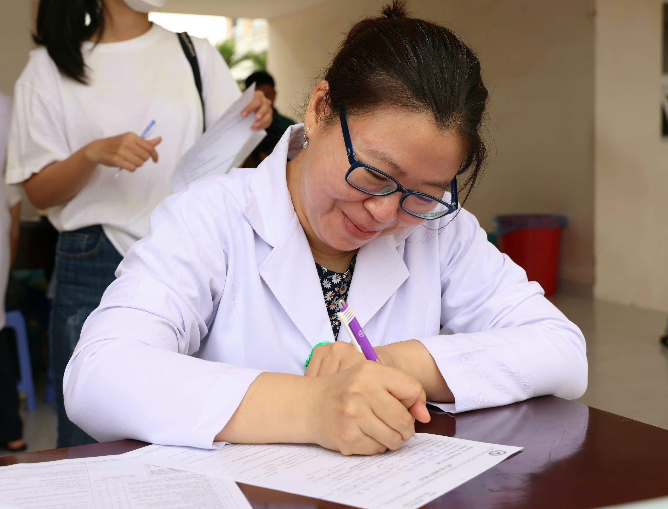 Khi lực lượng y tế đi đầu trong phong trào hiến máu, họ chính là những tấm gương sống động, góp phần thay đổi nhận thức cộng đồng về hiến máu an toàn, ý nghĩa và nhân văn.
