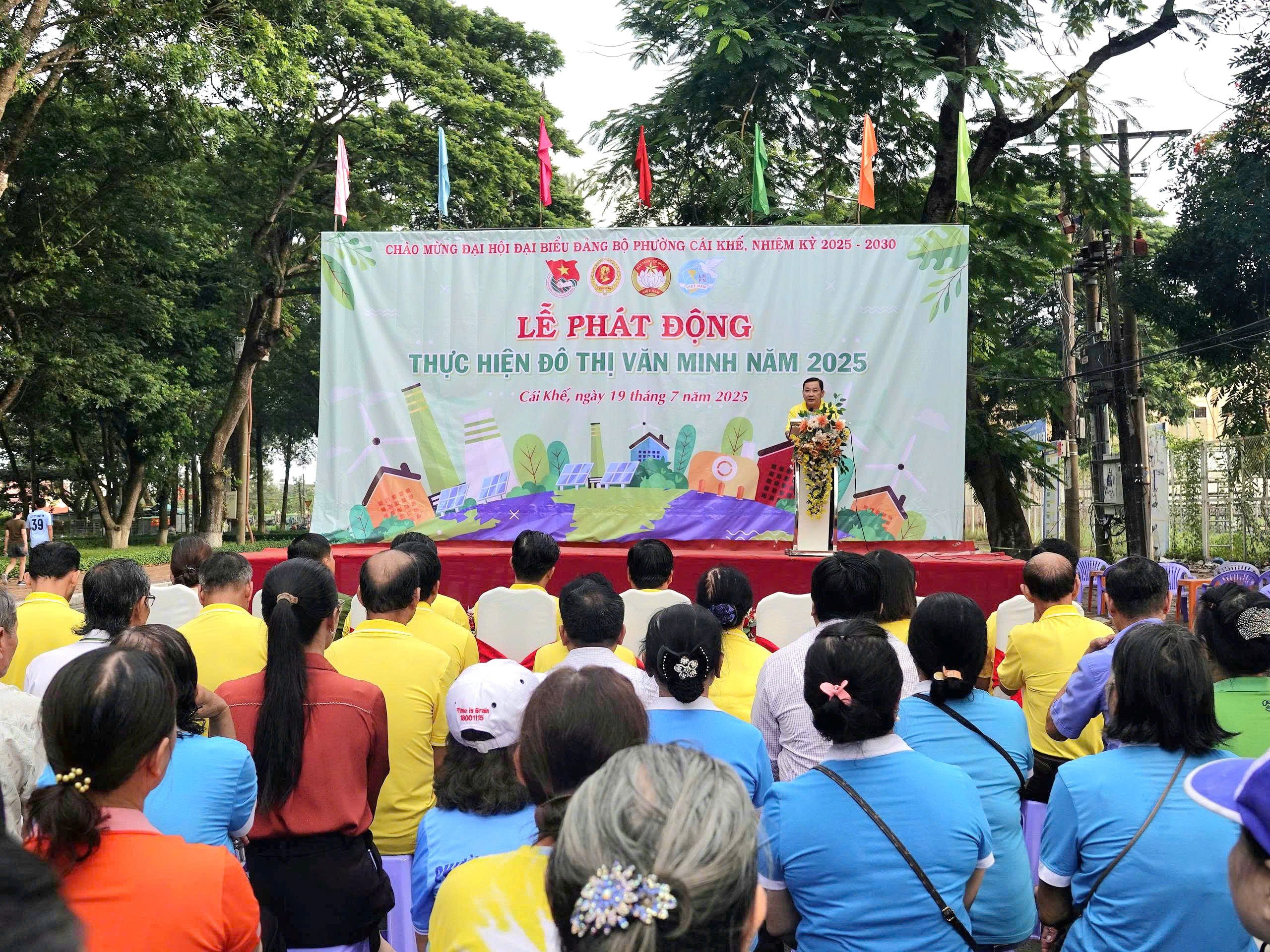 Quang cảnh Lễ phát động thực hiện Đô thị văn minh phường Cái Khế năm 2025.