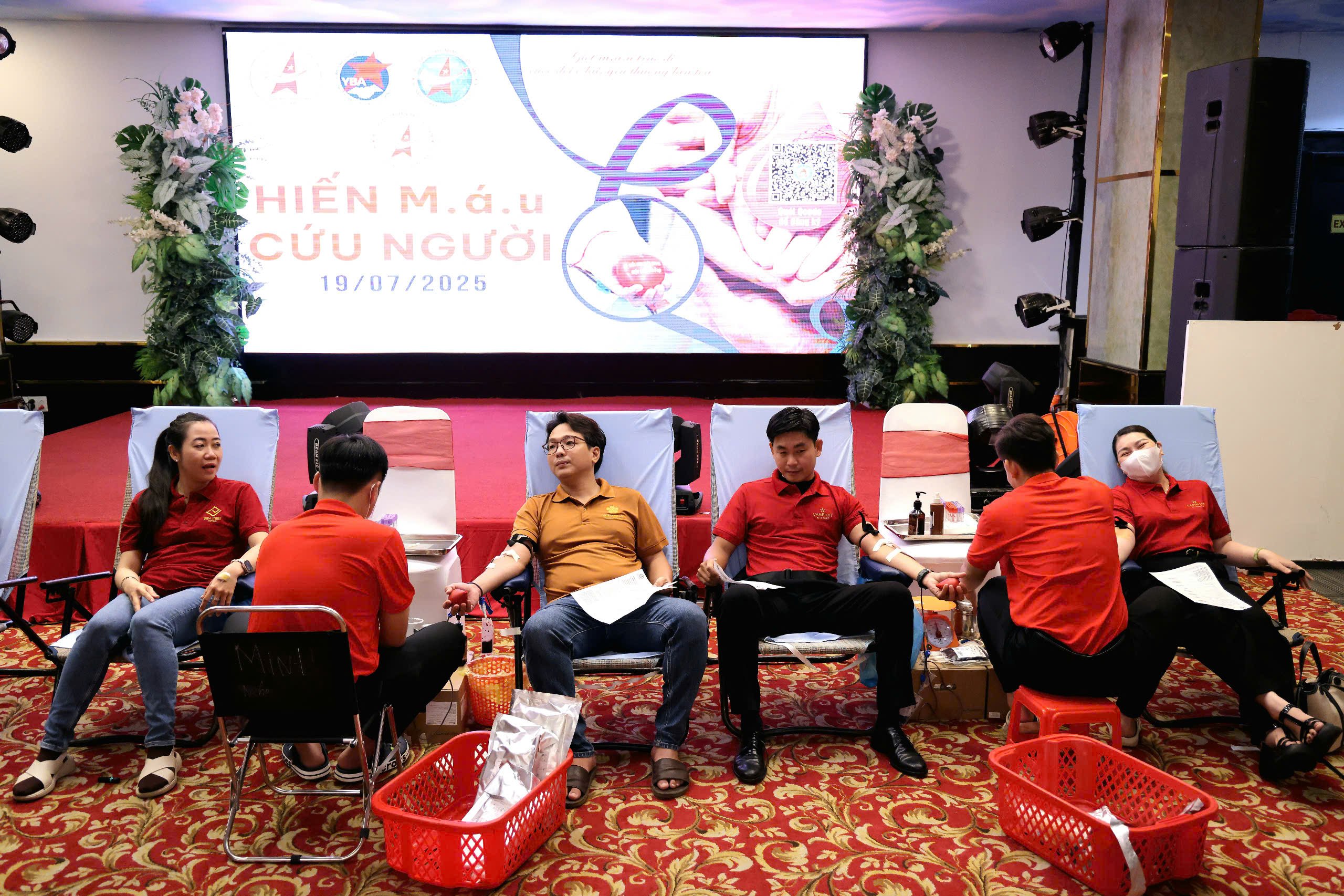 Chương trình hiến máu tình nguyện năm 2025 là một hoạt động thiết thực thể hiện tinh thần nhân ái, trách nhiệm cộng đồng của đội ngũ doanh nhân trẻ TP. Cần Thơ.