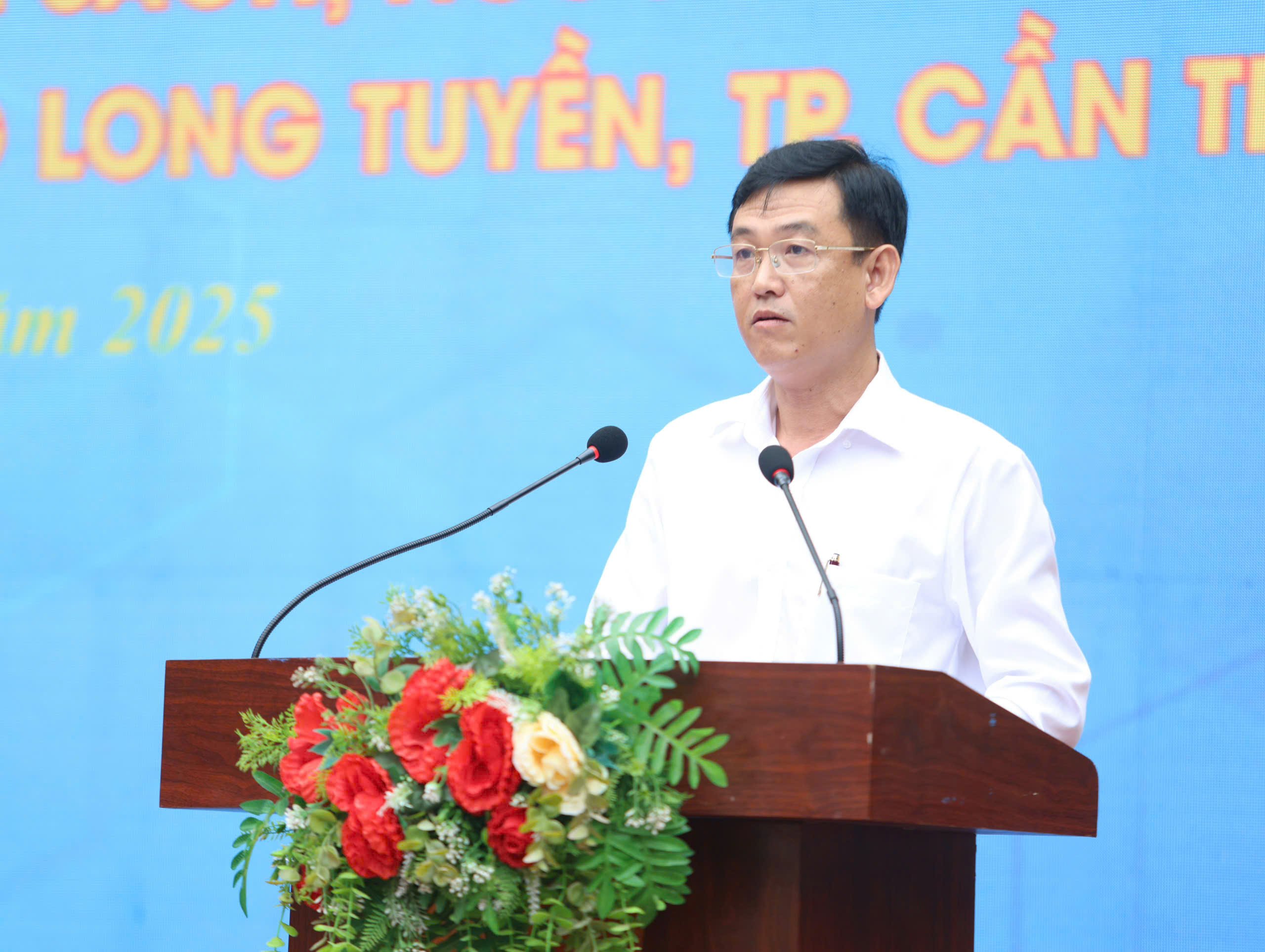 Ông Tiêu Quốc Doãn - Chủ tịch UBND phường Long Tuyền phát biểu tại chương trình.