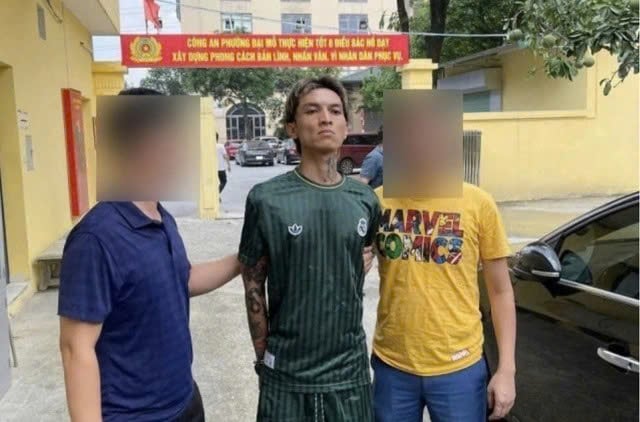 Rapper Bình 'Gold' bị lực lượng công an bắt giữ. Ảnh: MXH