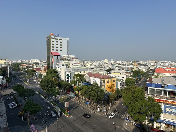 6 tháng đầu năm, thành phố cấp mới 2.153 doanh nghiệp với tổng vốn đăng ký trên 11.113 tỷ đồng. Ảnh: Văn Dương
