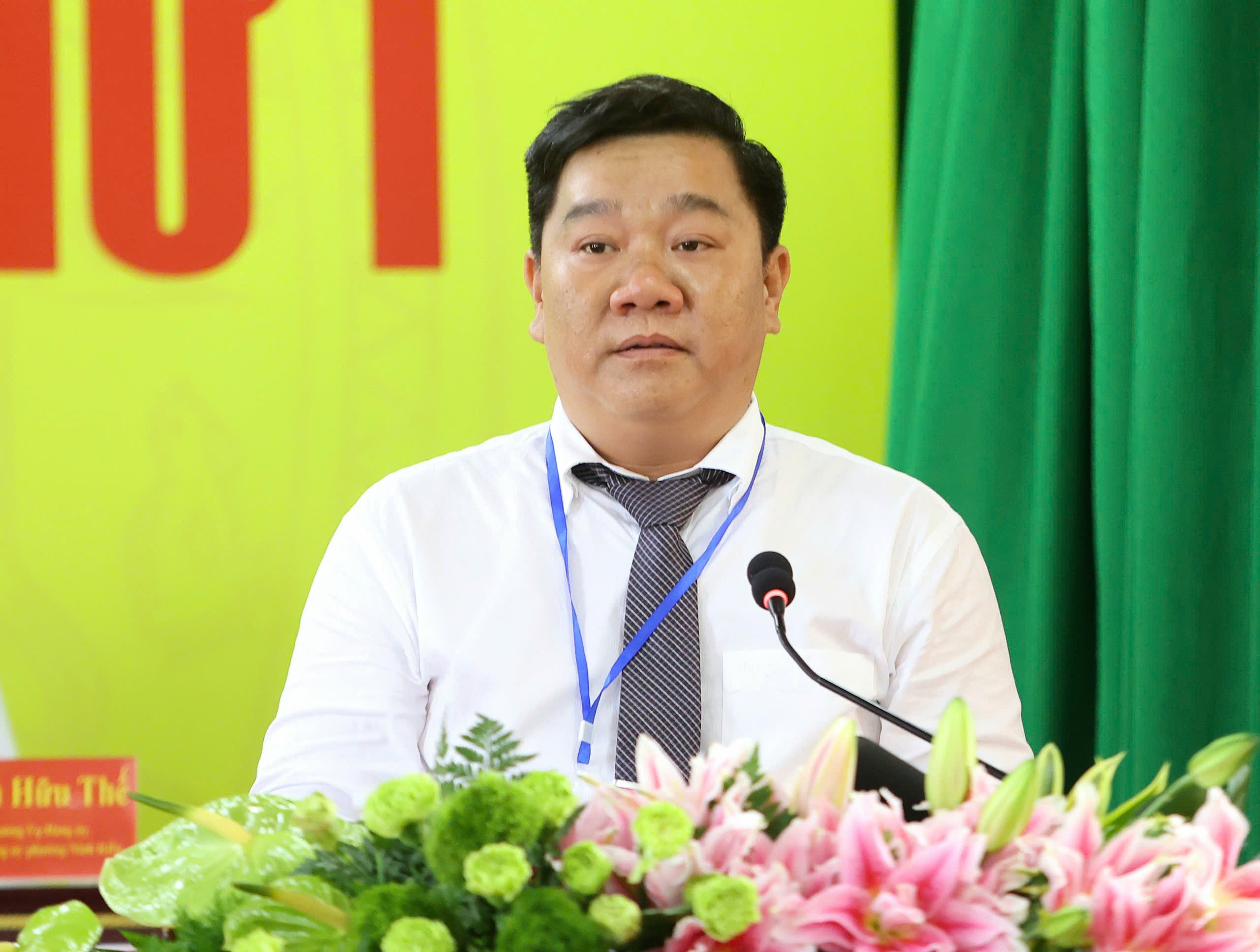 Ông Phạm Văn Đồng - Phó Bí thư Đảng ủy, Chủ tịch UBND phường Ninh Kiều phát biểu tại Đại hội.